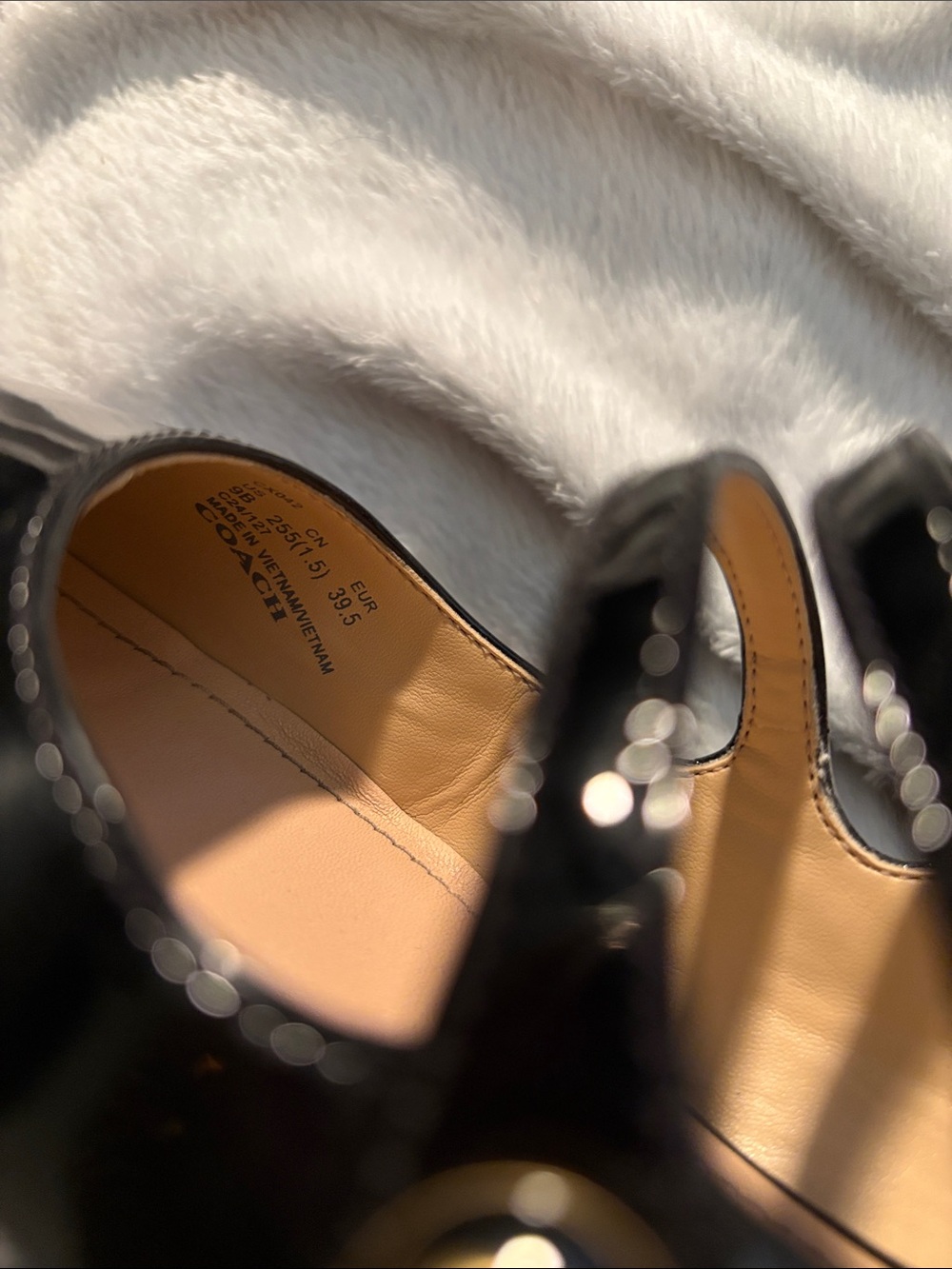Coach size 9 Patent Leather Mary Jane Flats - Picture 7 of 8